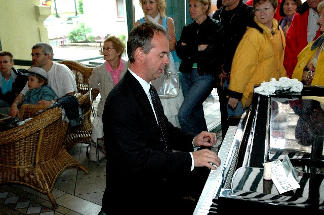 min 2007 05 26 jazz source s 108
